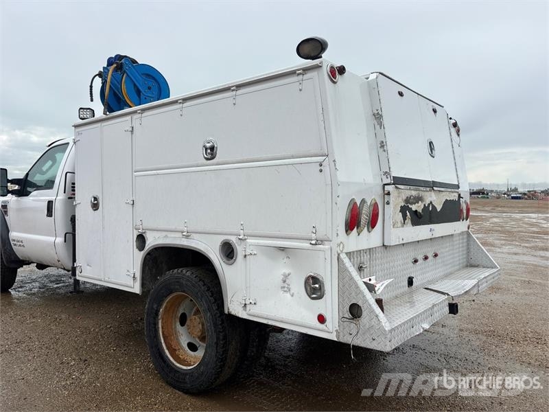 Ford PM 4022 Knuckle Boom on Ford F-550 XLT 4x4 Boom T Автокранове