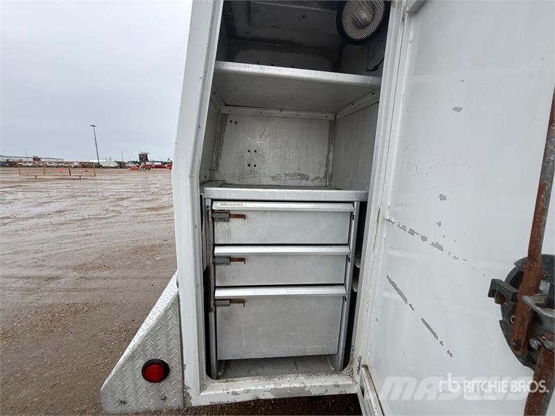 Ford PM 4022 Knuckle Boom on Ford F-550 XLT 4x4 Boom T Автокранове