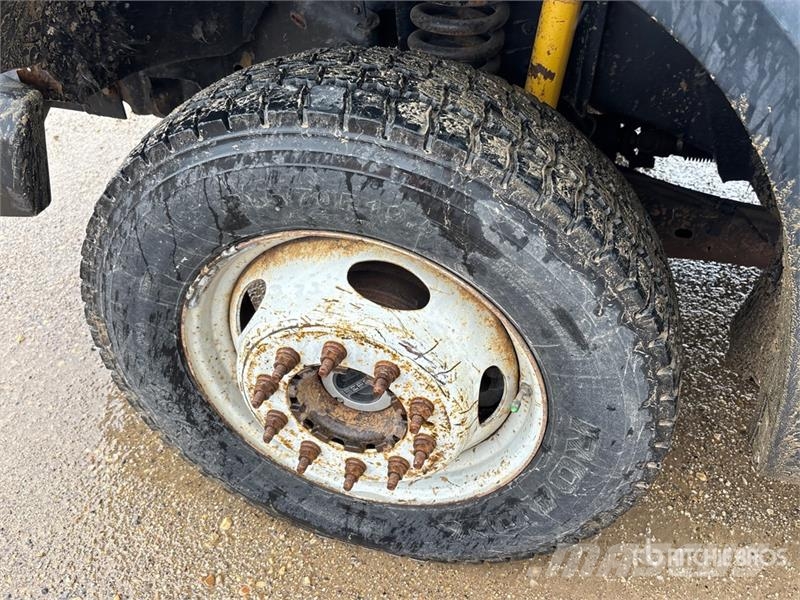 Ford PM 4022 Knuckle Boom on Ford F-550 XLT 4x4 Boom T Автокранове