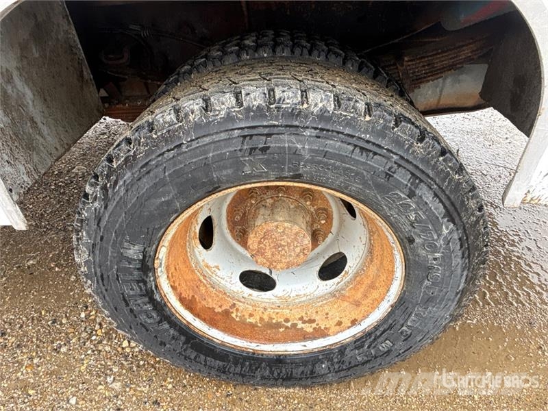 Ford PM 4022 Knuckle Boom on Ford F-550 XLT 4x4 Boom T Автокранове