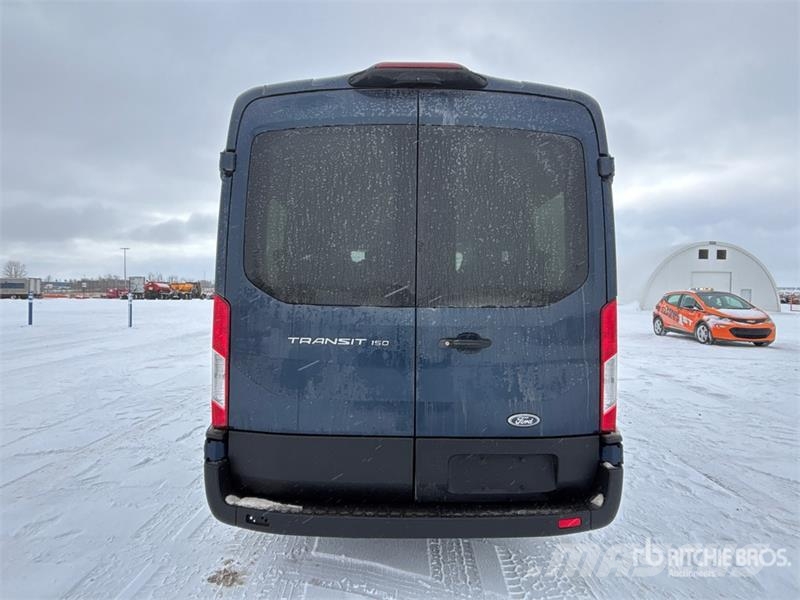 Ford Transit 150 9 Passenger Van Dostavna vozila / kombiji
