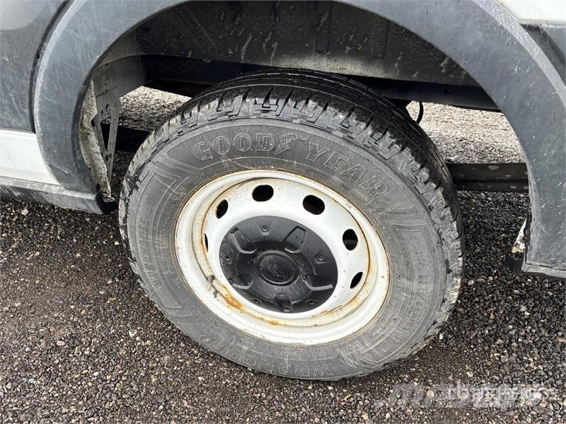 Ford Transit 250 Cargo Van Gesloten bedrijfswagens