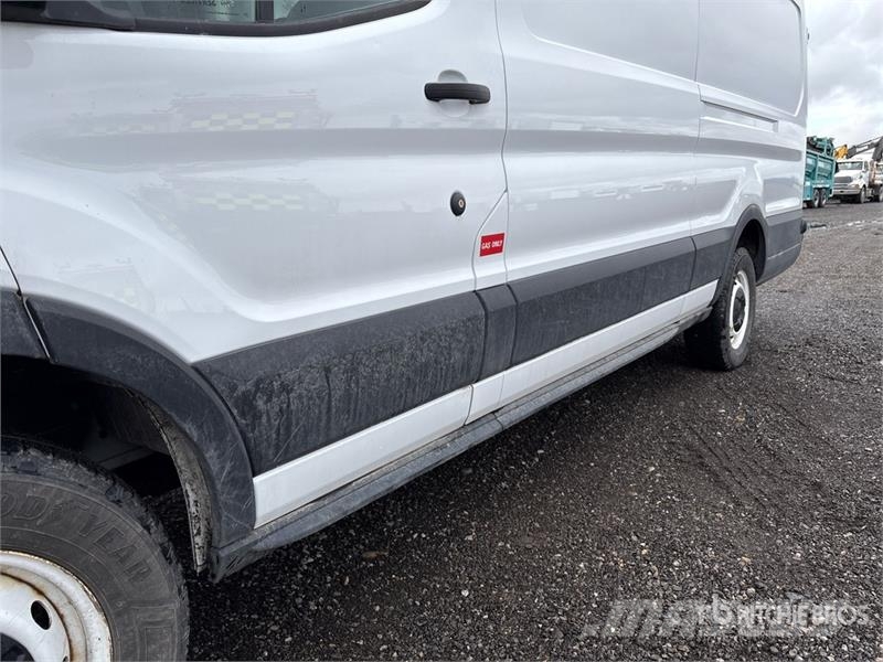 Ford Transit 250 Cargo Van Gesloten bedrijfswagens