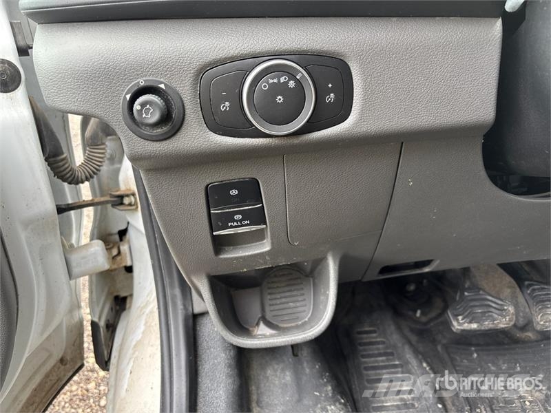 Ford Transit 250 Cargo Van Κλούβες με συρόμενες πόρτες