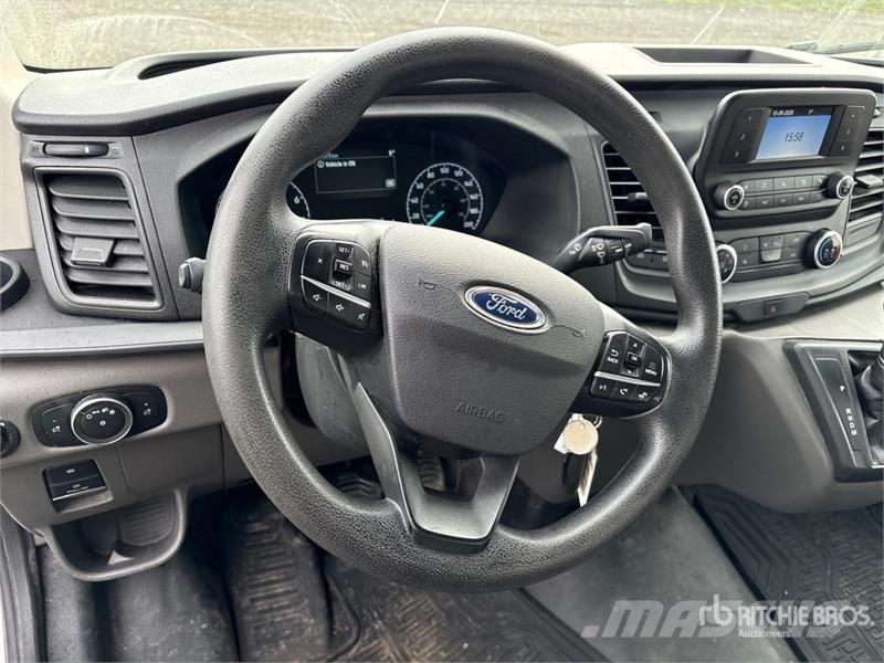 Ford Transit 250 HI Roof Cargo Van Панельні фургони