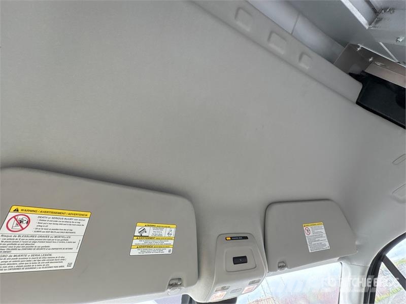 Ford Transit 250 HI Roof Cargo Van Панельні фургони
