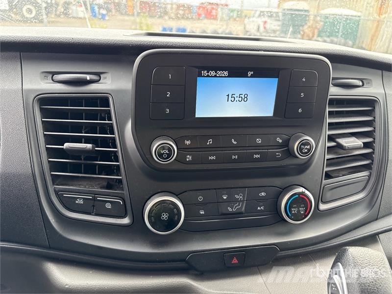 Ford Transit 250 HI Roof Cargo Van Панельні фургони