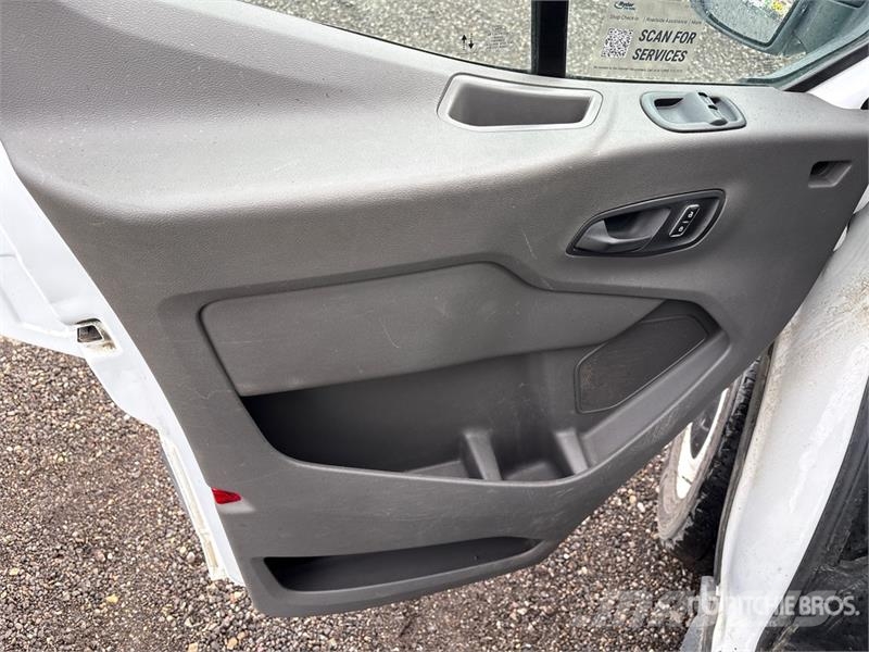 Ford Transit 250 HI Roof Cargo Van Панельні фургони