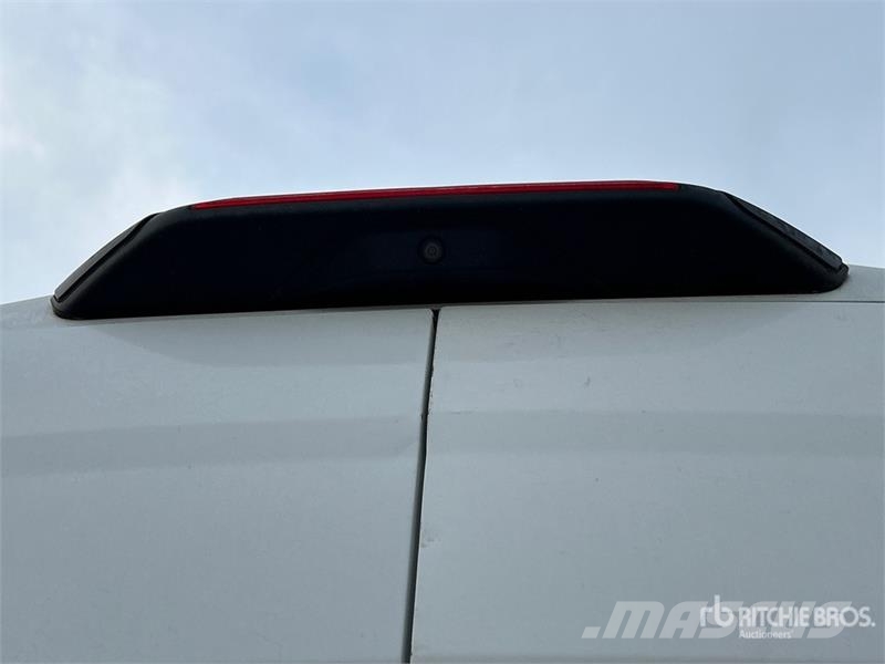Ford Transit 350 4x2 Refrigerated Truck Kravas automašīnas - refrižeratori