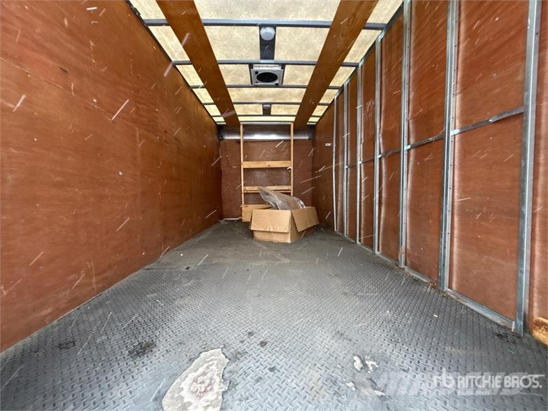 Ford Transit 350 4x2 Van Truck Sanduk kamioni