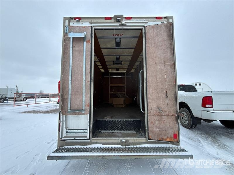 Ford Transit 350 4x2 Van Truck Sanduk kamioni