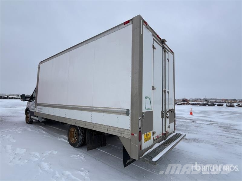 Ford Transit 350 4x2 Van Truck Sanduk kamioni