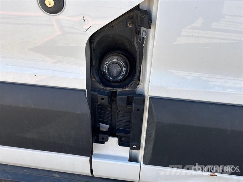 Ford Transit 350 Cargo Van Ванове за доставки