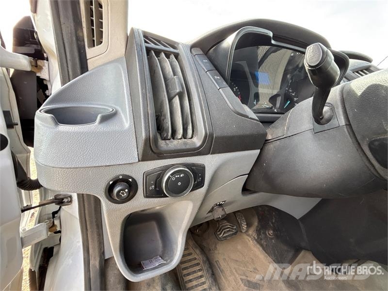Ford Transit 350 Cargo Van Dostavna vozila / kombiji