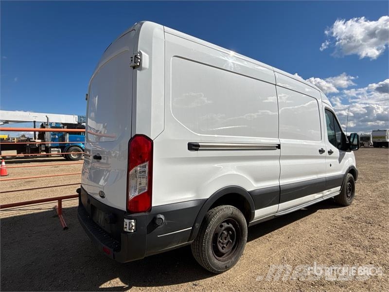 Ford Transit 350 Cargo Van Ванове за доставки
