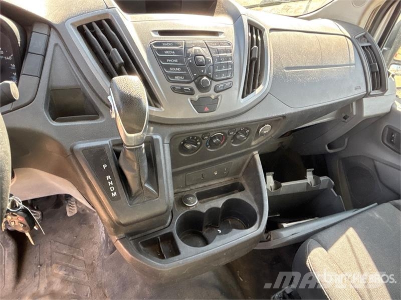 Ford Transit 350 Cargo Van Ванове за доставки