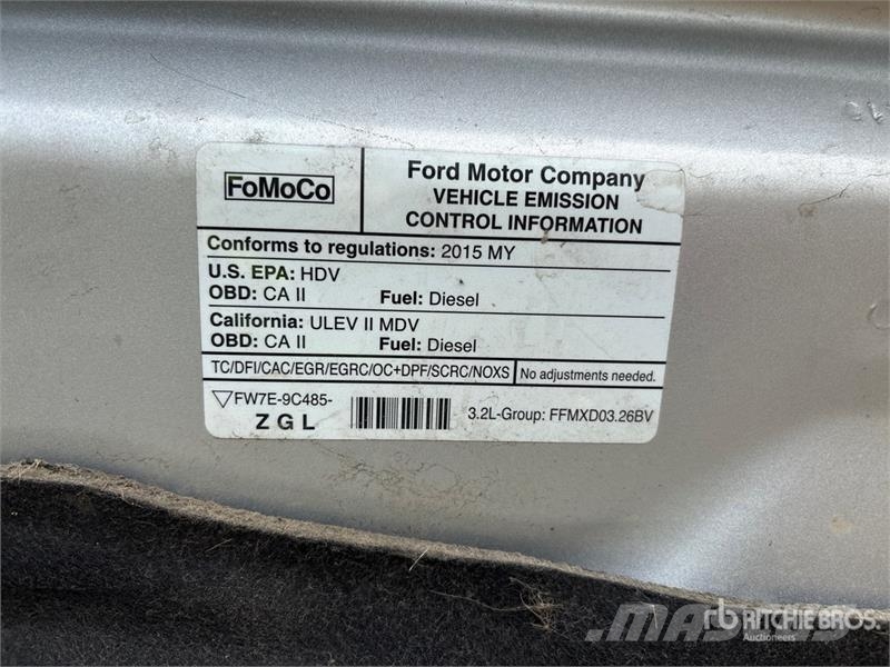 Ford Transit 350 XLT 11 Passenger Van Панельні фургони