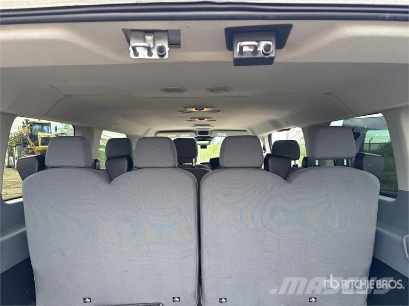 Ford Transit 350 XLT 11 Passenger Van Panel vans