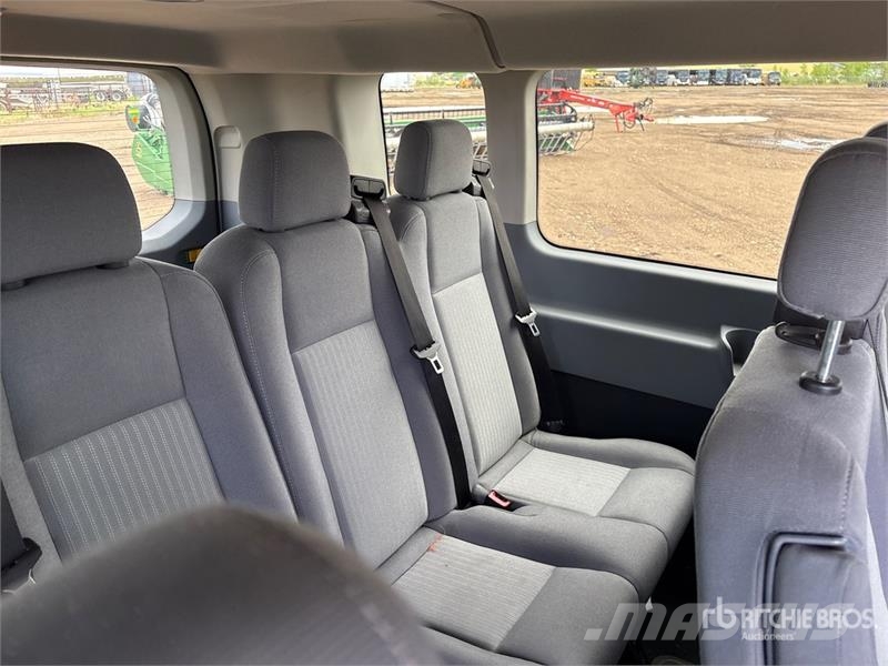 Ford Transit 350 XLT 11 Passenger Van Panel vans