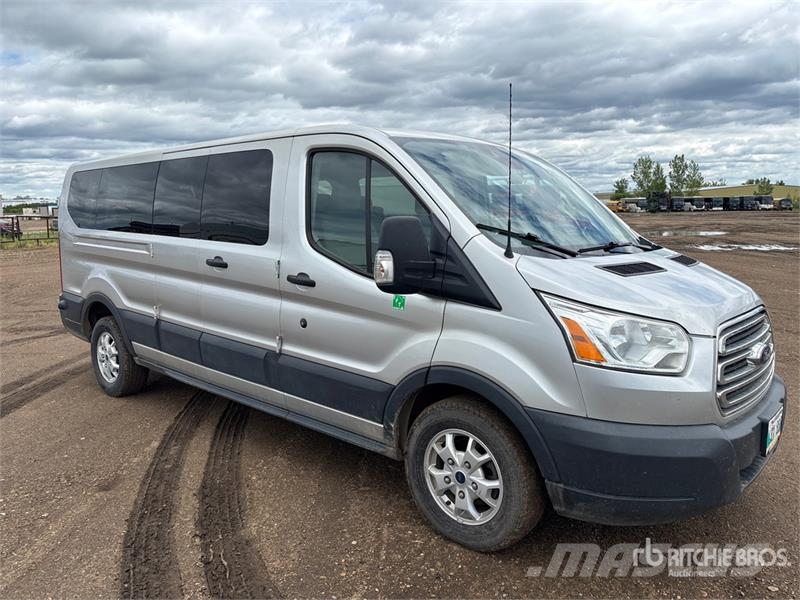 Ford Transit 350 XLT 11 Passenger Van Panel vans