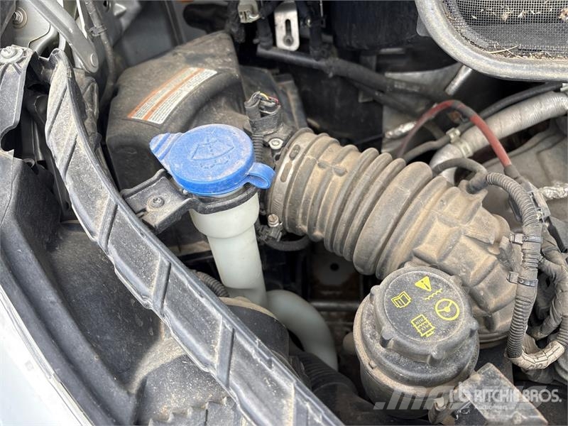 Ford Transit 350 XLT 11 Passenger Van Панельні фургони