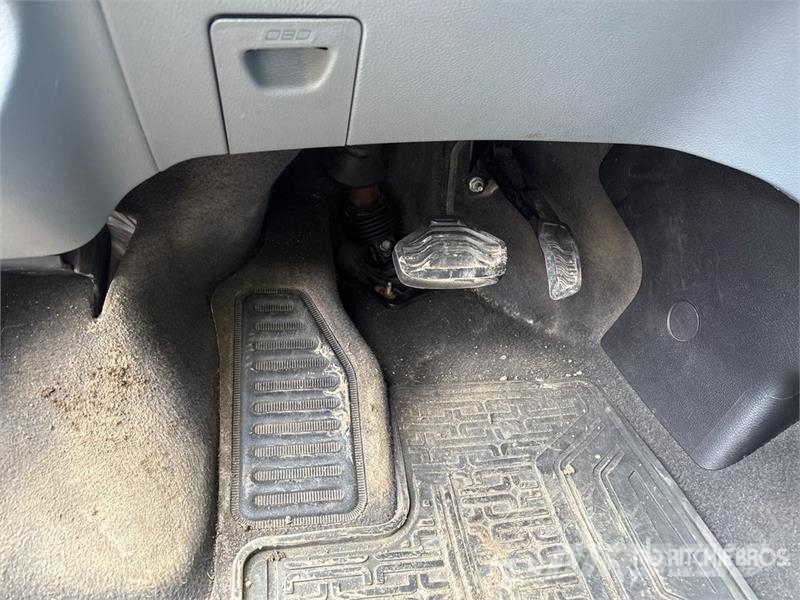 Ford Transit 350 XLT 11 Passenger Van Панельні фургони