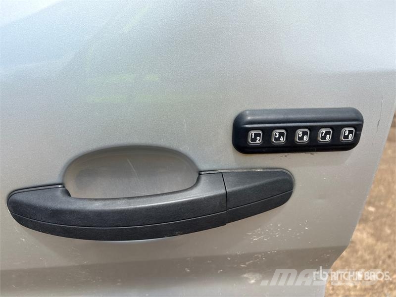 Ford Transit 350 XLT 11 Passenger Van Панельні фургони