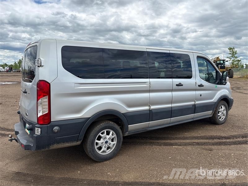 Ford Transit 350 XLT 11 Passenger Van Panel vans