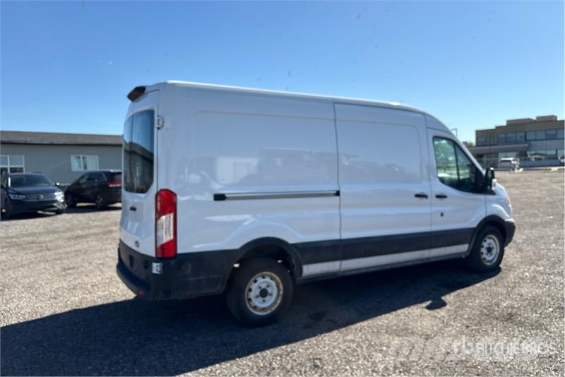 Ford Transit Connect Transporterek
