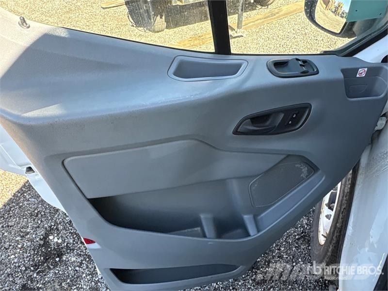 Ford Transit Connect Transporterek