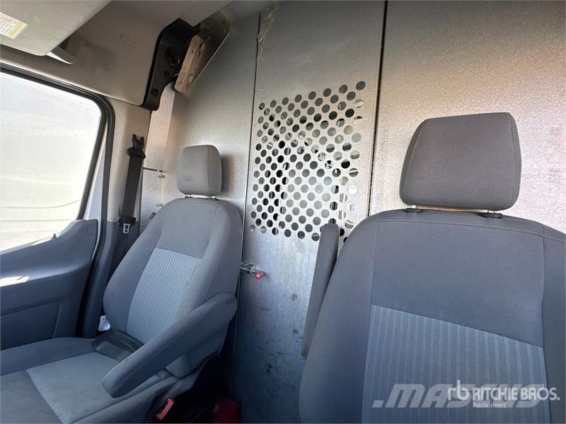 Ford Transit Connect Transporterek