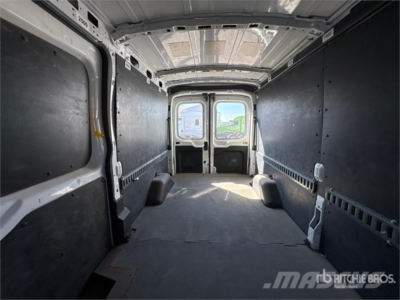 Ford Transit Connect Transporterek