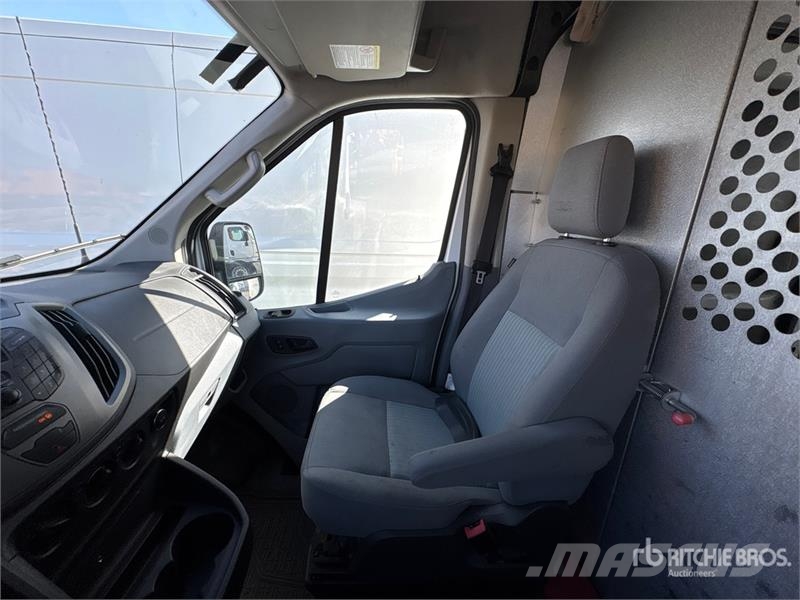 Ford Transit Connect Transporterek
