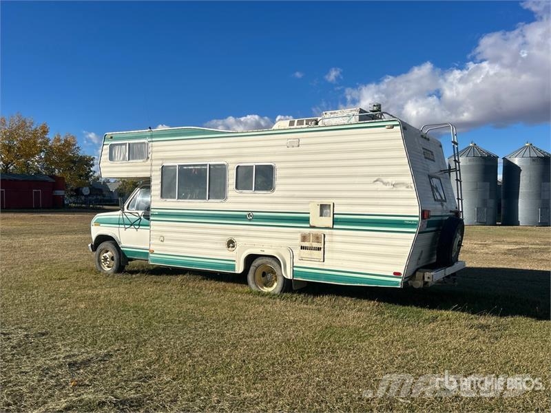 Ford Travelaire Motor Home Bobil og campingvogn