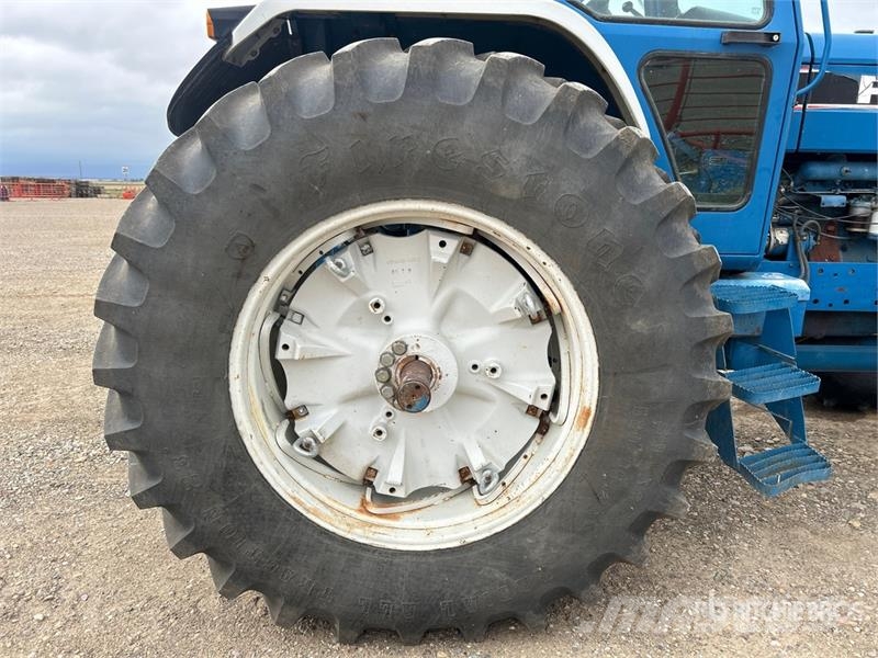 Ford TW-15 4WD Tractor Трактора
