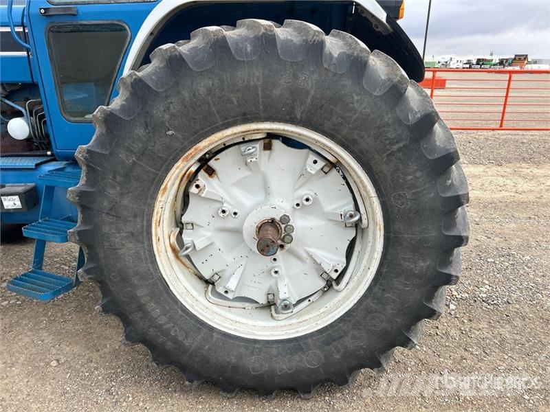 Ford TW-15 4WD Tractor Трактора