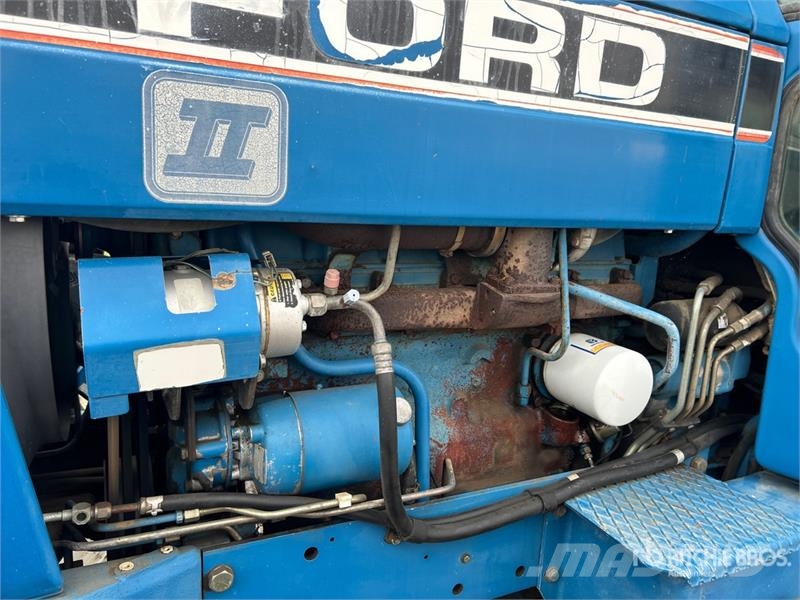 Ford TW-15 4WD Tractor Трактора