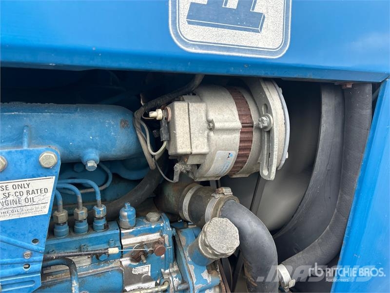 Ford TW-15 4WD Tractor Трактора