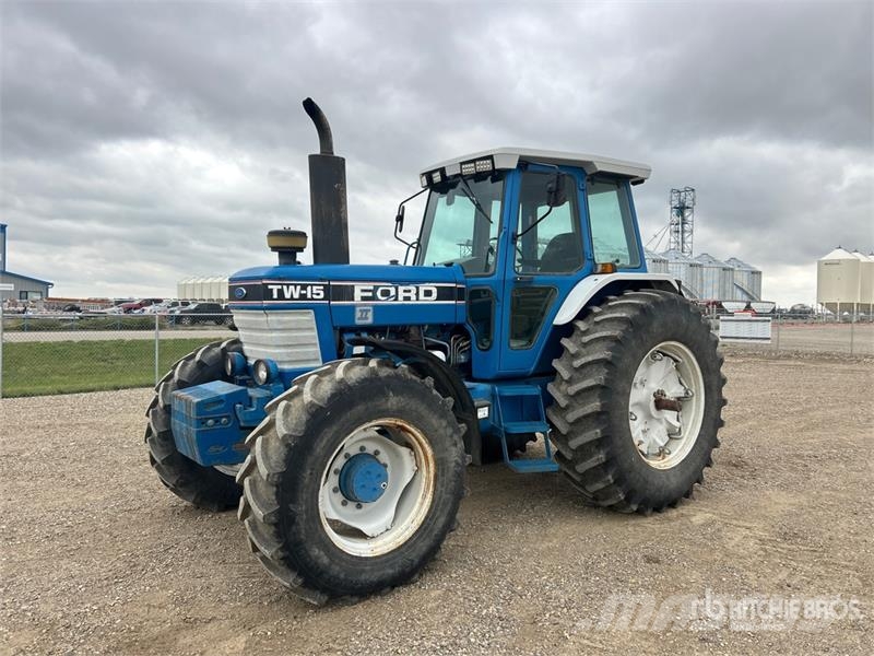 Ford TW-15 4WD Tractor Трактора