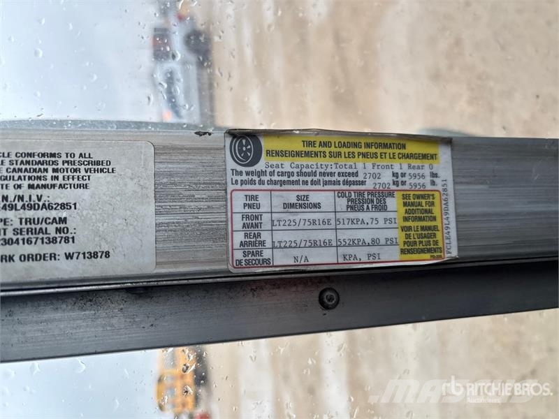 Ford Utilimaster 4x2 Step Van Dobozos