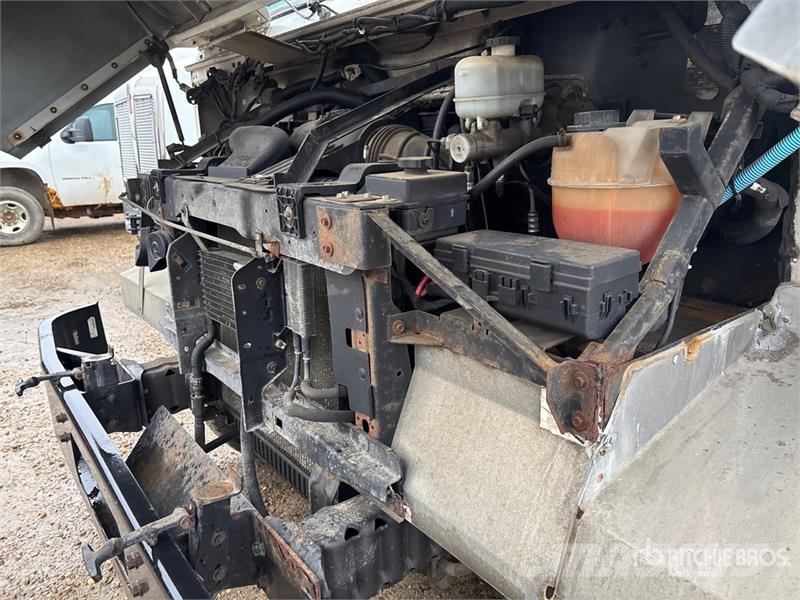 Ford Utilimaster 4x2 Step Van Dobozos