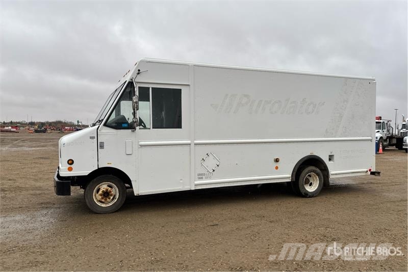Ford Utilimaster 4x2 Step Van Dobozos