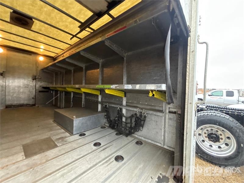 Ford Utilimaster 4x2 Step Van Dobozos