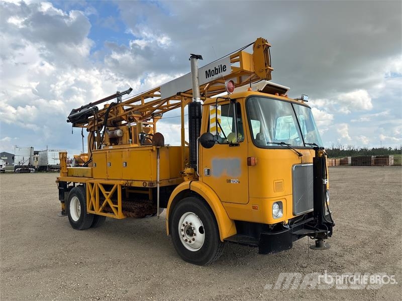 Foremost B57 Mobile on Volvo White 4x2 Drill Truc Camiões de sonda de perfuração móvel
