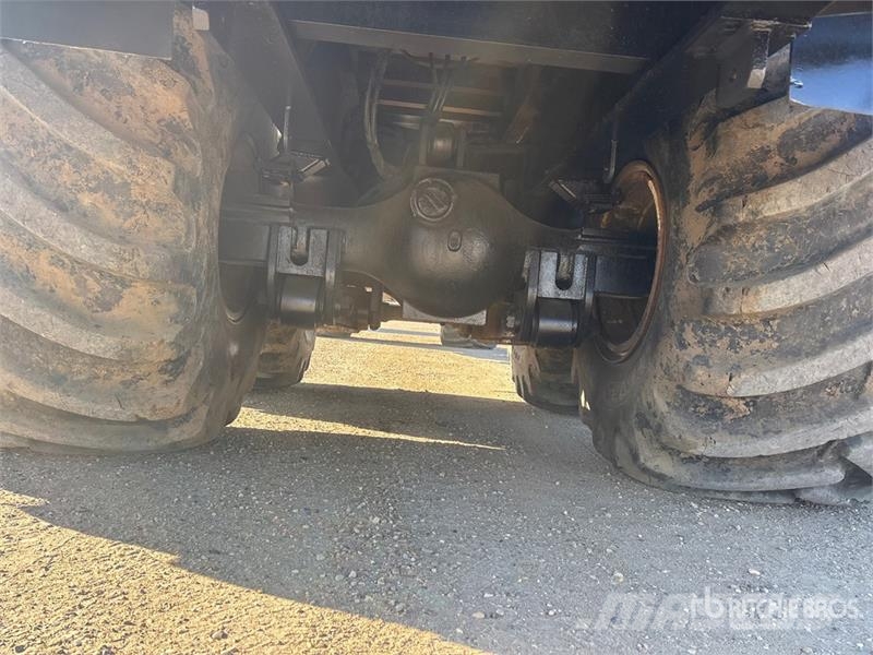 Foremost Commander 6x6 Bed Truck Camiones plataforma