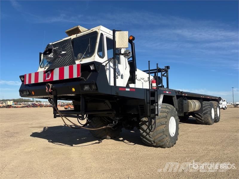 Foremost Commander 6x6 Bed Truck Camiones plataforma