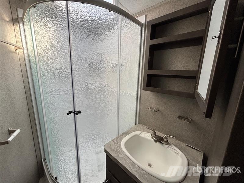 Forest River 2608BS 26 ft T/A Travel Trailer Další přívěsy