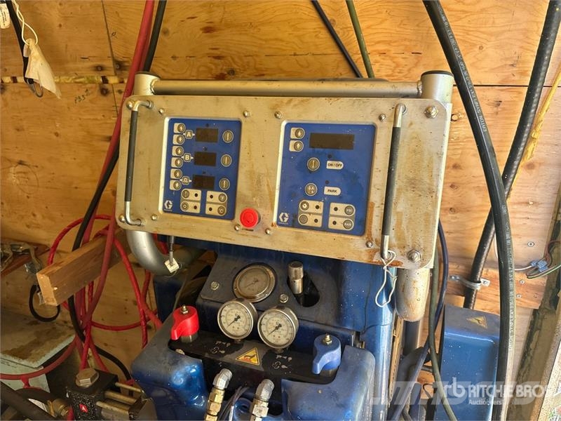 Forest River Inc 20 ft T/A Spray Foam Insulation Unit Enclosed Umpikoriperävaunut
