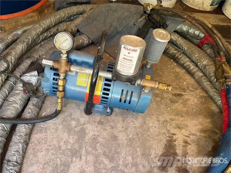 Forest River Inc 20 ft T/A Spray Foam Insulation Unit Enclosed Umpikoriperävaunut