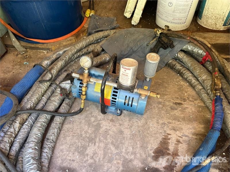 Forest River Inc 20 ft T/A Spray Foam Insulation Unit Enclosed Umpikoriperävaunut
